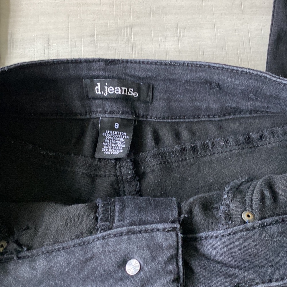 Stretchy Black Skinny D Jeans - Picture 3 of 3